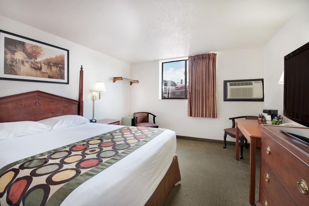 Serena Inn & Suites Of Rapid City Exteriör bild