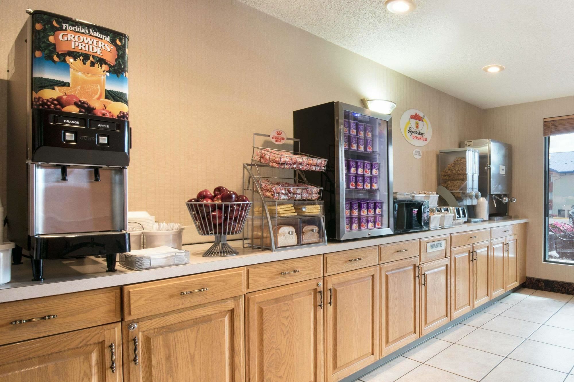 Serena Inn & Suites Of Rapid City Exteriör bild