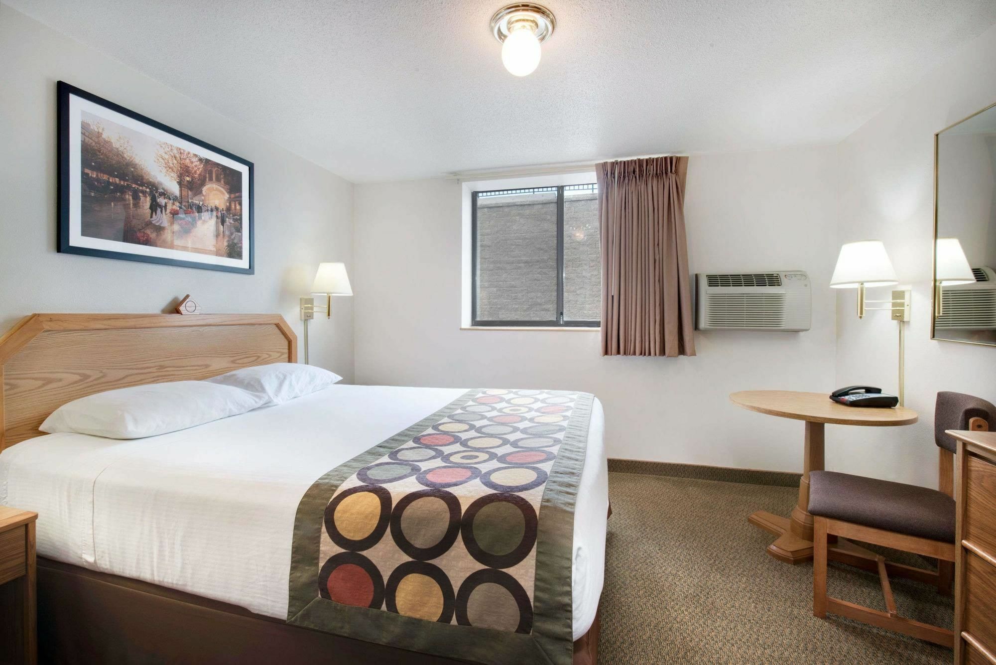 Serena Inn & Suites Of Rapid City Exteriör bild