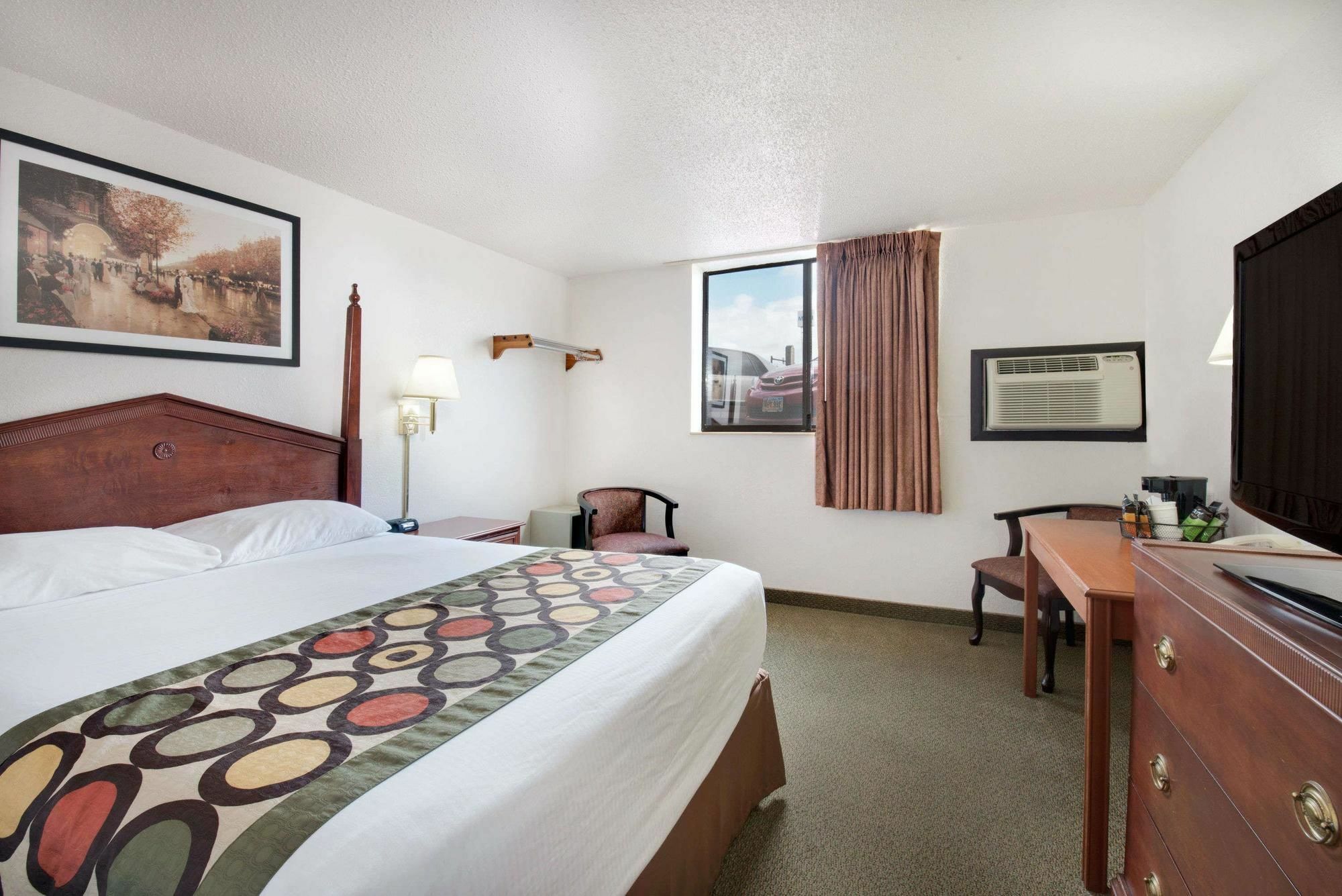 Serena Inn & Suites Of Rapid City Exteriör bild
